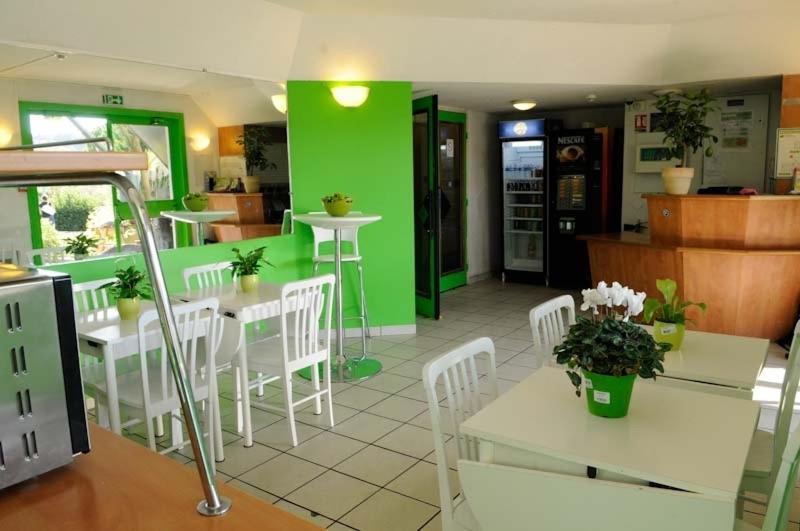 Lemon Hotel - Mery Sur Oise/Cergy Luaran gambar