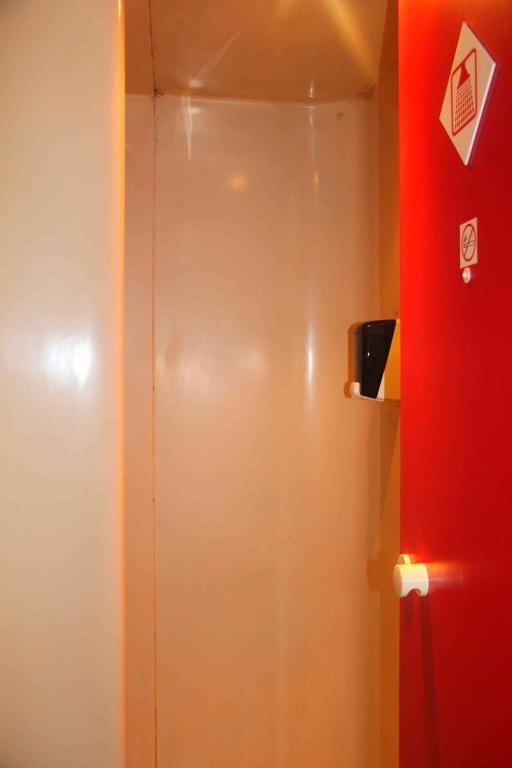 Lemon Hotel - Mery Sur Oise/Cergy Luaran gambar
