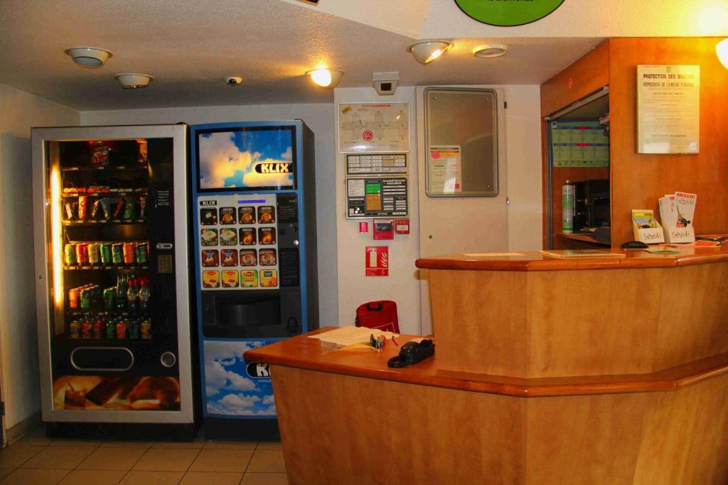 Lemon Hotel - Mery Sur Oise/Cergy Luaran gambar